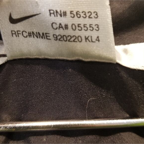 Vintage Nike Boy's  Windbreaker Jacket Youth Size 16 - Picture 4 of 9